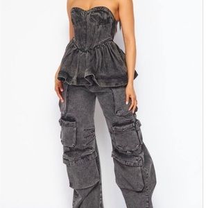 Brand new two piece set